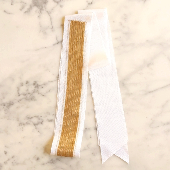 NWOT. Vintage The Limited Gold Sparkles on Fabric Belt. - Picture 2 of 3